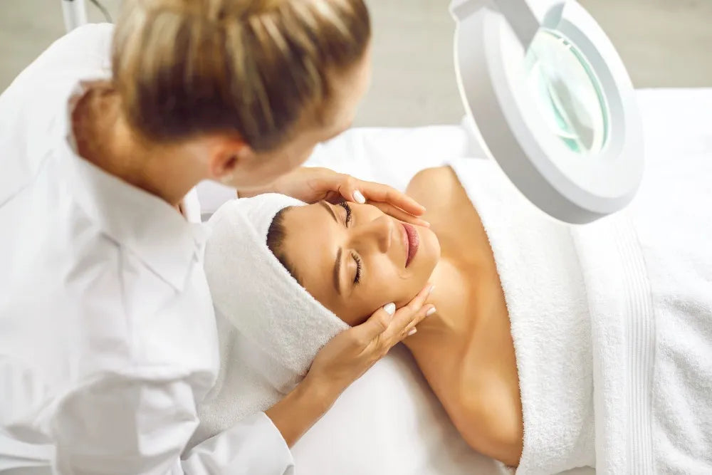How to Boost Your Clinic’s Online Reviews & Ratings in 2025